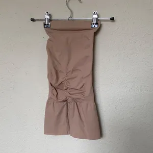 NEW SKIMS Everyday Sculpt High-Waisted Mid Thigh Short Clay Size‎ S thumbnail 3