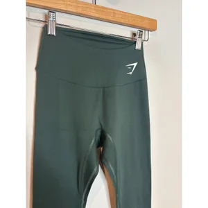 Gymshark dark green logo leggings thumbnail 3