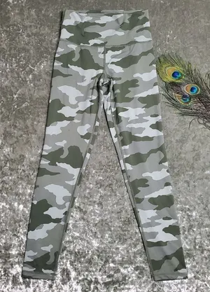 Aerie‎ Chill. Play. Move. Camo Green Leggings thumbnail 1
