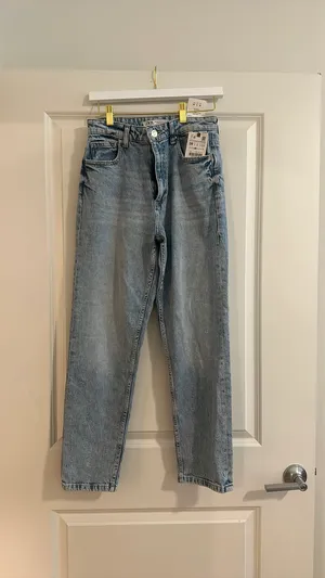 ZARA Jeans Mom High-Rise Slim Fit Mom Ankle Comfort thumbnail 5
