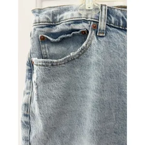 Abercrombie & Fitch High Rise Distressed Mom Jeans‎ Size 16 thumbnail 6
