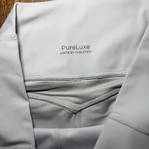 Fabletics PureLuxe High Waisted Cropped Leggings Pockets Cream‎ Womens Small thumbnail 2