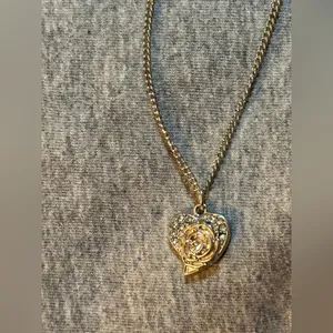 Arizona Jean Company Silver Heart Necklace thumbnail 5