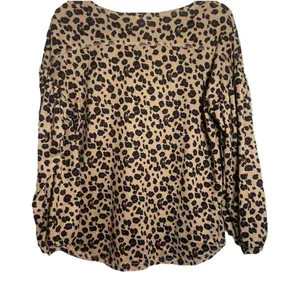 Moda Cheetah Animal Print‎ Top Blouse Womens Size M Long Sleeve Brown Mobwife thumbnail 3