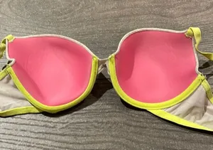 vs pink bra thumbnail 2