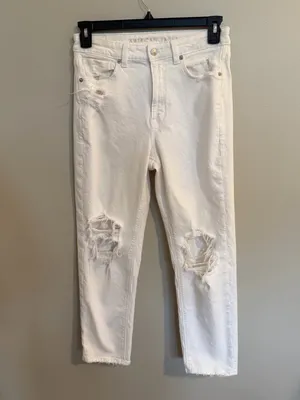 American Eagle Outfitters White Mom Straight Jean thumbnail 2
