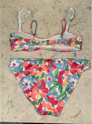 Hollister Swimsuit Bikini Set  thumbnail 1