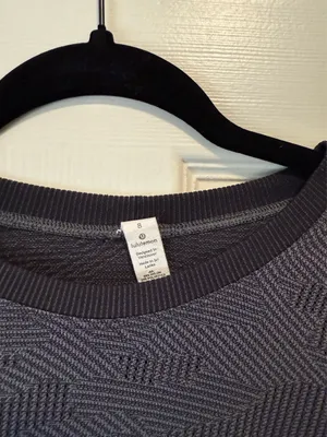 Lululemon Shirt thumbnail 3