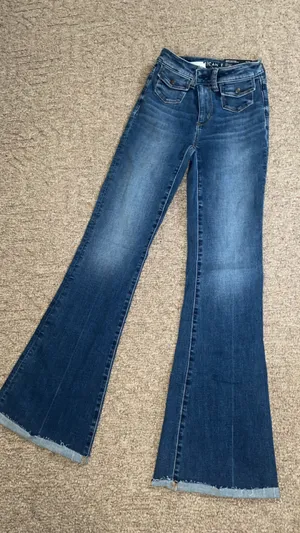 American Eagle Flare Jeans High-Rise thumbnail 1