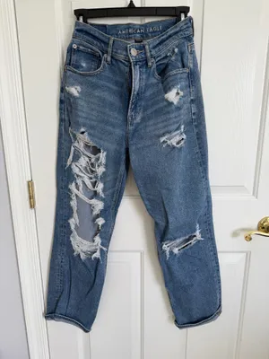 American Eagle High-Rise Jeans thumbnail 3