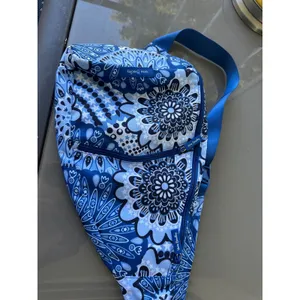 Vera Bradley Essential Sling Backpack Blue‎ Star Medallion EUC thumbnail 3