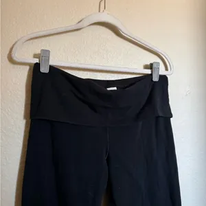 PINK‎ Victoria's Secret Rhinestone Embezzled Fold Over Flare Leggings Sz L Black thumbnail 5