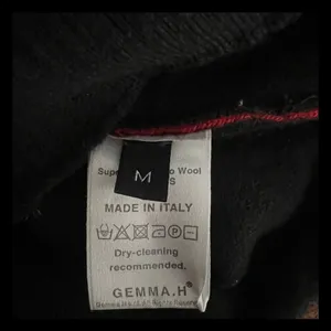 Gemma Huomo Wool Sweater Womens M Red/black knight on a horse Goth Grunge thumbnail 4