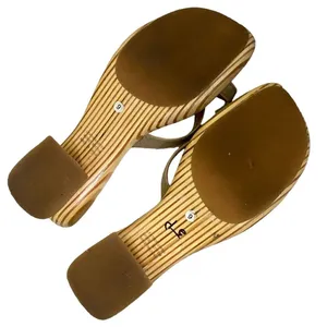 Retro Vis a Vie Gold Leather Wood Slide Sandals Size 9 thumbnail 5