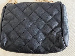 Black Quilted Chain-Shoulder Crossbody Bag thumbnail 5