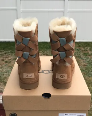UGG Bailey Bow II Shimmer thumbnail 3