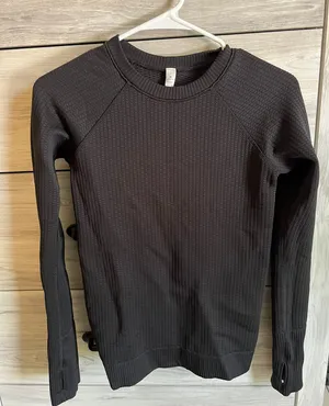 Lululemon Shirt Long Sleeve thumbnail 1