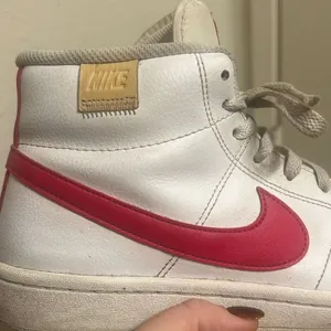 Nike Women's Court Royale 2 Mid High-Top Casual Sz 8.5 Sneakers thumbnail 13