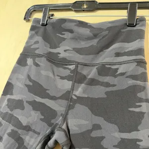 Athleta Elation Camo Leggings XS 7/8 Tight Gray Black‎ High Rise Yoga thumbnail 2