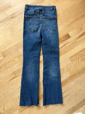 ZARA Jeans High-Rise Wide-Leg thumbnail 3