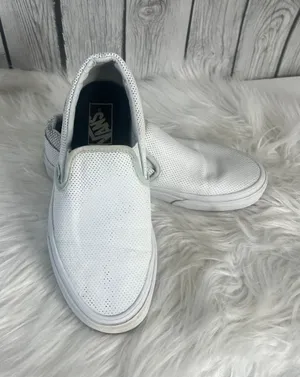 Vans White Slip-On Sneakers – Size 7 thumbnail 3