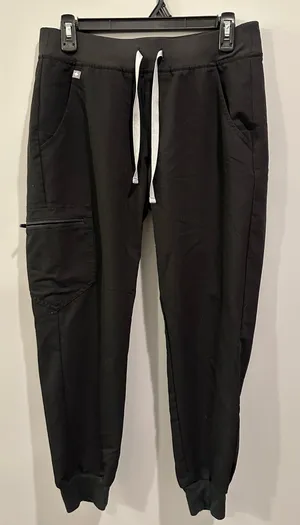 FIGS Zamora Jogger Scrub Bottoms Black thumbnail 5