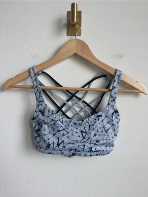 Lululemon Free to Be Bra Wild Star Crushed Silver Fox Deep Navy Size 4 thumbnail 6