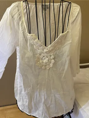 100% cotton Boho Embroidered V-Neck White Women's Blouse Size M thumbnail 1