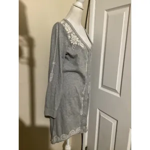 Sundance Grey Embroidered Cotton Snap Front Duster Cardigan Dress Medium thumbnail 2