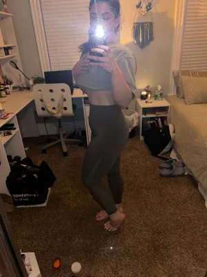 Aerie Real Me High Waisted 7/8 Leggings thumbnail 5