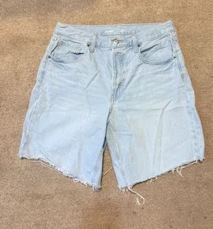 Old Navy Light Wash Baggy Button Fly Cut Off Denim Jorts Size 8 thumbnail 1