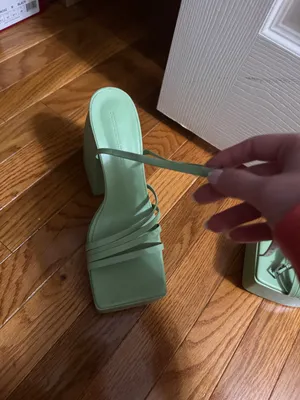 Princess Polly Green Heels thumbnail 8