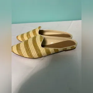 Universal threads‎ tan flats size 9 thumbnail 4