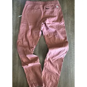 Vuori Women's Ripstop Pants – Dusty Rose / Clay – Size Small (2-4) thumbnail 2