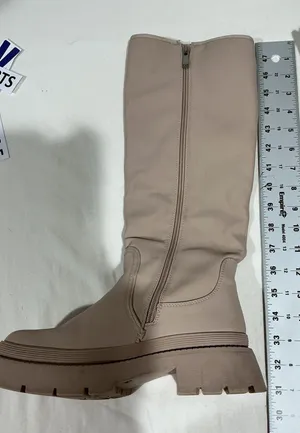 Womans Vivianly Size 7.5 Flesh Color Tall Chunky Heel Boots thumbnail 1