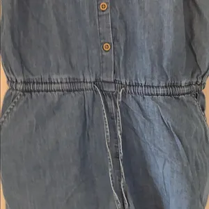 Old Navy Chambray Denim Romper Button Front XS thumbnail 3