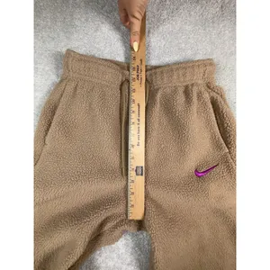 Nike Sweatpants Women S Tan Sherpa Therma-Fit Wide Leg Pocket Fleece Swoosh thumbnail 9