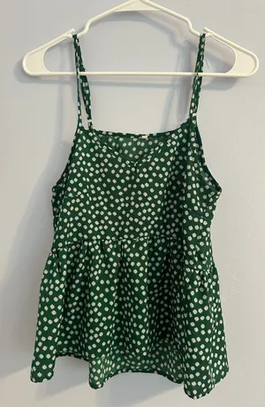 Boutique Top thumbnail 1