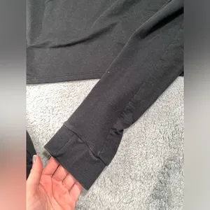Gymshark black cropped long sleeve top XL thumbnail 6