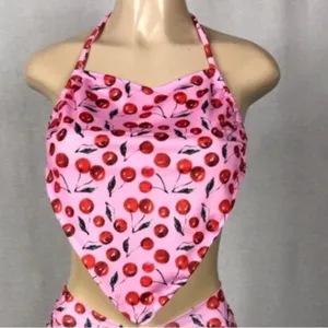 Zuliana Size Small Cherry Print Bandana Style Top. New With Tags. thumbnail 5