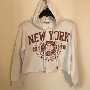 New York Crop Hoodie Sweatshirt S thumbnail 1