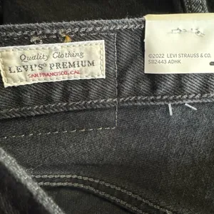 Levi’s 501 Black Distressed High Rise Raw Hem Denim Jean Shorts Size 26 New‎ thumbnail 4