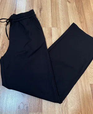 Cinch-Waist Wide Leg Black Sweatpants with pockets! thumbnail 1