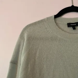 Theory Light Blue Cashmere Knit Crewneck Sweater Lightweight Minimalist Small thumbnail 3