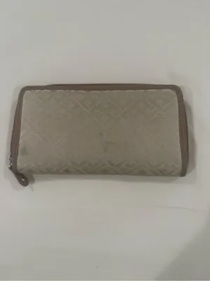 Tommy Hilfiger Beige Signature Zip Wallet cute long navy interior full zip thumbnail 2