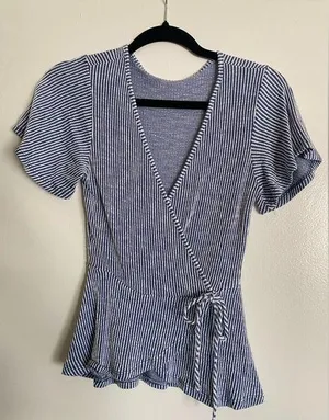 Cute peplum top Blue thumbnail 1