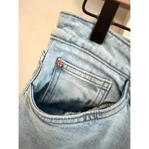 Hudson Jolene Whip Smart High Rise Wide Leg Jeans Size 28 thumbnail 4