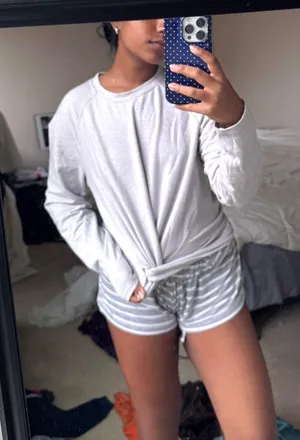Lululemon Long Sleeve Sweatshirt thumbnail 1