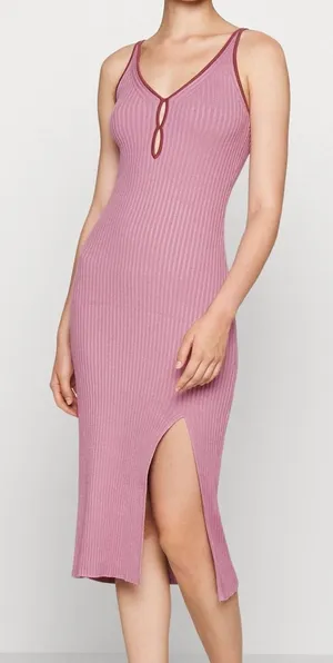 Abercrombie & Fitch Keyhole Ribbed Midi Dress in Purple thumbnail 1