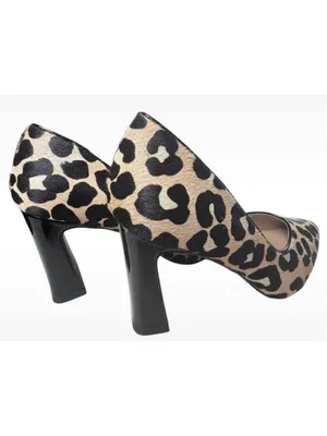 Women's Michael Shannon Leopard Print Heels Size 8 Beige Black thumbnail 2